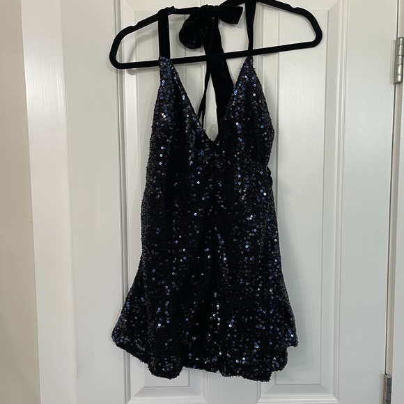 NWT | FREE PEOPLE Black Sparkle Plunge Halter Soft Bow Tie Romper - Picture 3 of 5